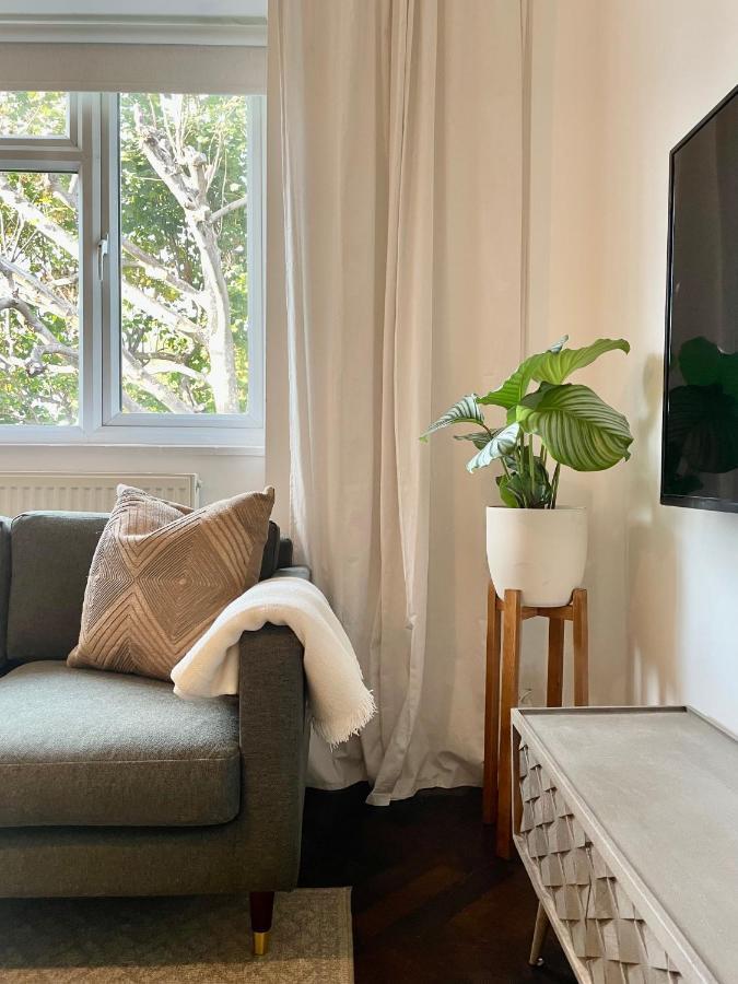 Newly Refurbished 2 Bedroom In South Appartamento Londra