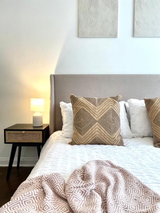 Newly Refurbished 2 Bedroom In South Londra
