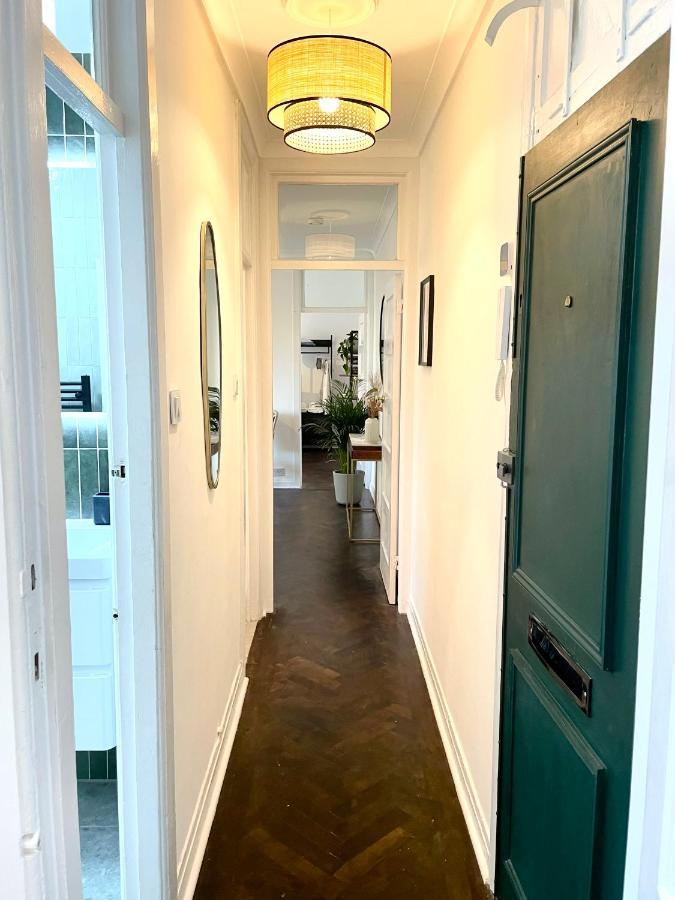Newly Refurbished 2 Bedroom In South Appartamento *