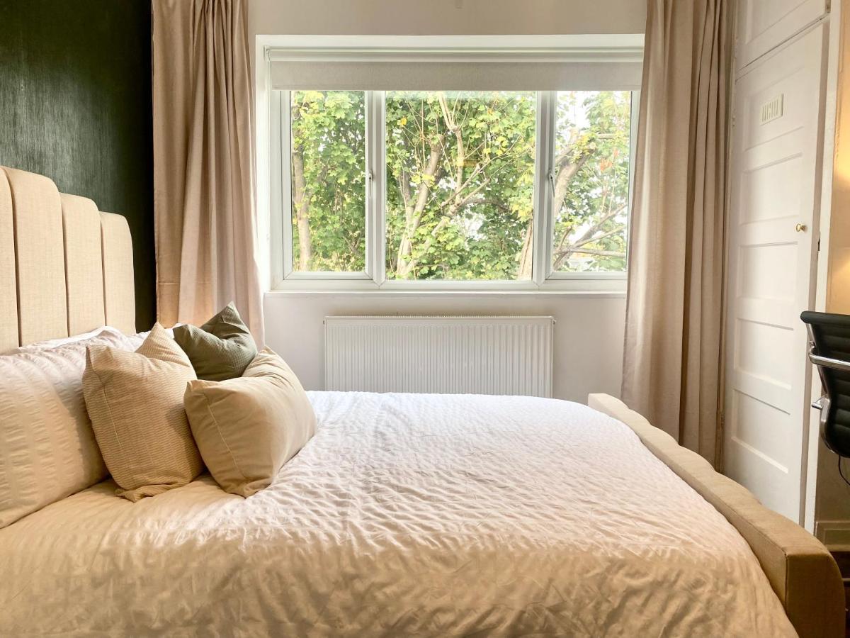 Appartamento Newly Refurbished 2 Bedroom In South Londra